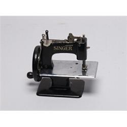 Miniature Demo Singer Sewing Machine
