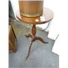 Image 1 : Round Wood 3 Leg Side Table
