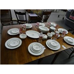 Noritake China Service