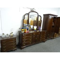 Ethan Allen Oak Dresser w/Mirror & Chest of Drawer