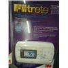 Image 2 : 40 3M Filtrate Programmable Thermostat - 40 Times the Money