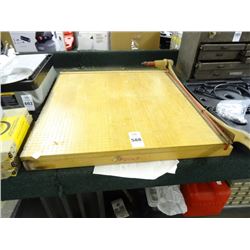 Large Paper Cutter -Ingento