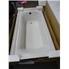 Image 1 : Sterling Bath Tub