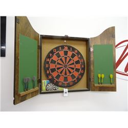 "King of Arms" Dartboard w/Case