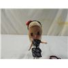 Image 2 : BLYTHE LOVES LITTLEST PET SHOP BUCKLES & BOWS DOLL