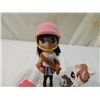 Image 2 : BLYTHE LOVES LITTLEST PET SHOP PLAYFULLY PLAID DOL