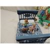 Image 2 : FISHER PRICE LOVING FAMILY DOLLHOUSE DOLLS & BEDRO