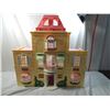 Image 1 : FISHER PRICE DELUXE DOLLHOUSE