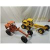 Image 1 : LOT 2 VINTAGE TONKA ROAD GRADER