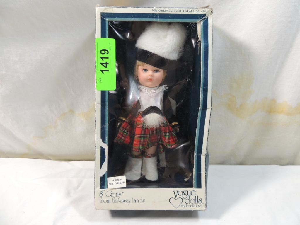 Vogue doll Ginny school uniform,all clothing shown.No doll.