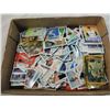 Image 2 : BOX LOT ASSORTED LOOSE BASEBALL CARDS