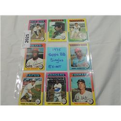 LOT 8 1975 TOPPS BASEBALL CARDS