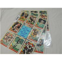 LOT 22 1989 TOPPS FOOTBALL CARDS