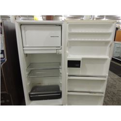 GE REFRIGERATOR