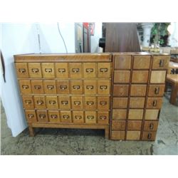 GLOBE OAK VINTAGE CARD CATALOG CABINET