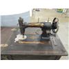 Image 3 : WHITE ROTORY USA SEWING MACHINE & TABLE