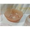 Image 2 : LOT 6 PINK DEPRESSION BOWLS, PLATTERS, DISH