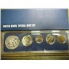 Image 2 : 1966 US SPECIAL MINT SET WITH BOX 40% SILVER JOHN F. KENNEDY HALF DOLLAR