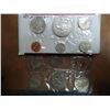 Image 2 : 1977 US MINT SET (UNC) P/D (WITH ENVELOPE)