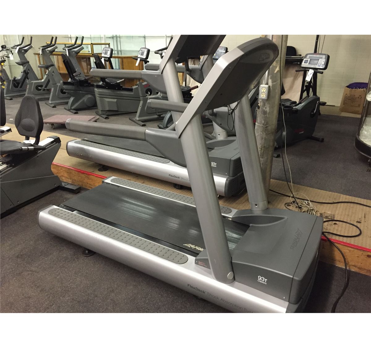 life fitness 93t classic flex deck