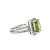 Image 2 : 14KT White Gold 4.89 ctw Peridot and Diamond Ring