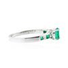 Image 2 : 14KT White Gold 0.55 ctw Emerald and Diamond Ring