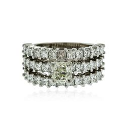 Platinum 2.77 ctw Diamond Ring