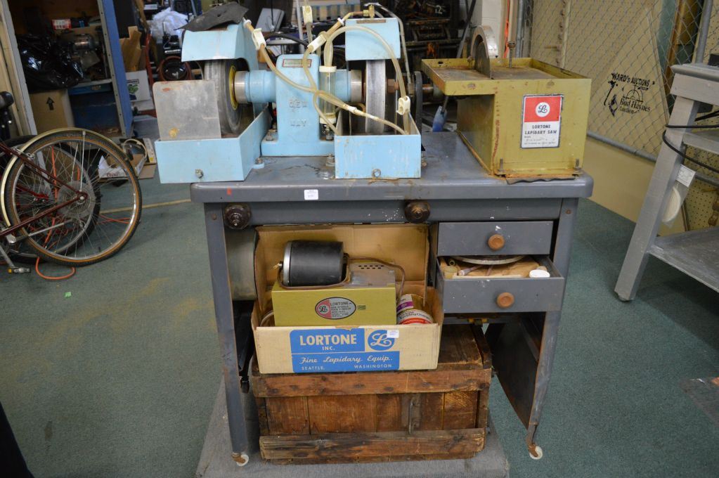 Lortone Lapidary saw and Lortone Gemsparkle rock tumbler with assorted