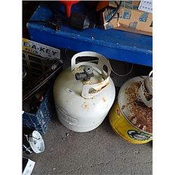 PROPANE TANK - 20 G - GOOD DATE