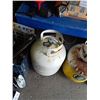 Image 1 : PROPANE TANK - 20 G - GOOD DATE