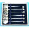 Image 1 : A set of 6 Sterling teaspoons, with loose pearl finials....
