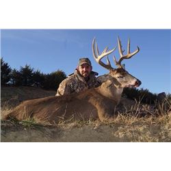 5 Day Whitetail Deer Hunt for 1 Hunter