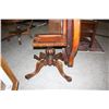 Image 2 : MID TO LATE 1800S MAHOGANY LOO TABLE WITH BURL TOP