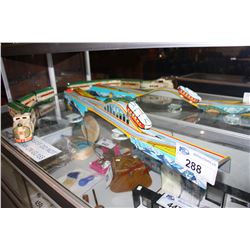 LOUIS MARX AND COMPANY MADE IN JAPAN TIN LITHOGRAPH COLLECTORS TOY - WIND UP TRAIN