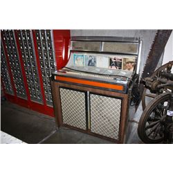 SEABERG STEREO 3WAY AUDIO COIN OPERATED JUKE BOX