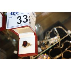 14KT GOLD GEMSTONE RING
