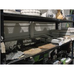 SHELF LOT OF ASSORTED COLLECTORS PLATES, DECORATIVE CERAMICS ETC