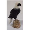 Image 1 : Peruvian Carved Onyx and White Marble Eagle