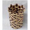 Image 2 : Native American Penobscot Two-Toned Basket