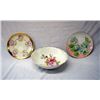 Image 2 : 3 Vintage Hand Painted Plates and Bowl
