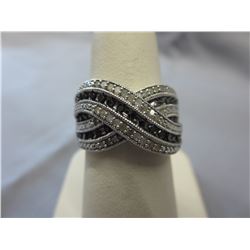 Black & White Diamond crossover ring