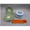 Image 1 : 3 Wedgwood Jasperware pieces