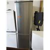Image 1 : Electrolux apartment sized Fridge/Freezer - Used