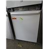 Image 1 : Bosch Dishwasher - Used