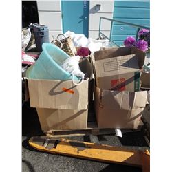 Skid of household goods - used