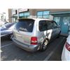 Image 2 : 2004 Kia Sedona