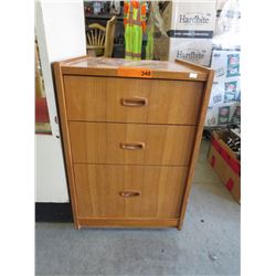 Small 3 drawer cabinet - used