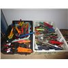 Image 1 : 2 Containers of hand tools
