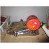 Image 1 : Pulley with chain & socket wrenches - used