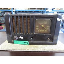 Vintage Stromberg-Carlson mantle top radio